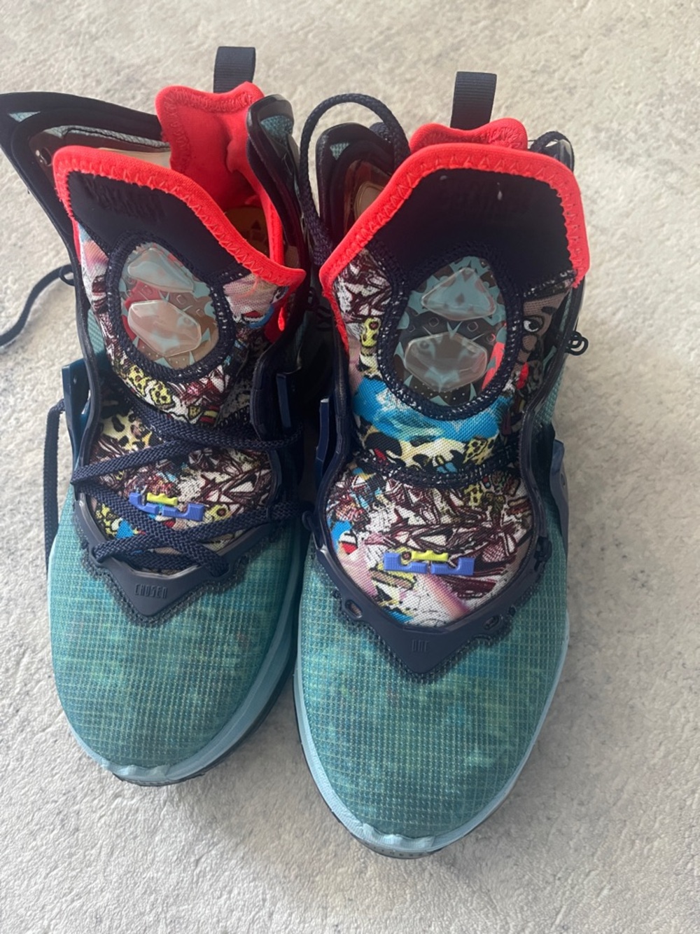Nike men  Teal and Red Graphic Sneakers